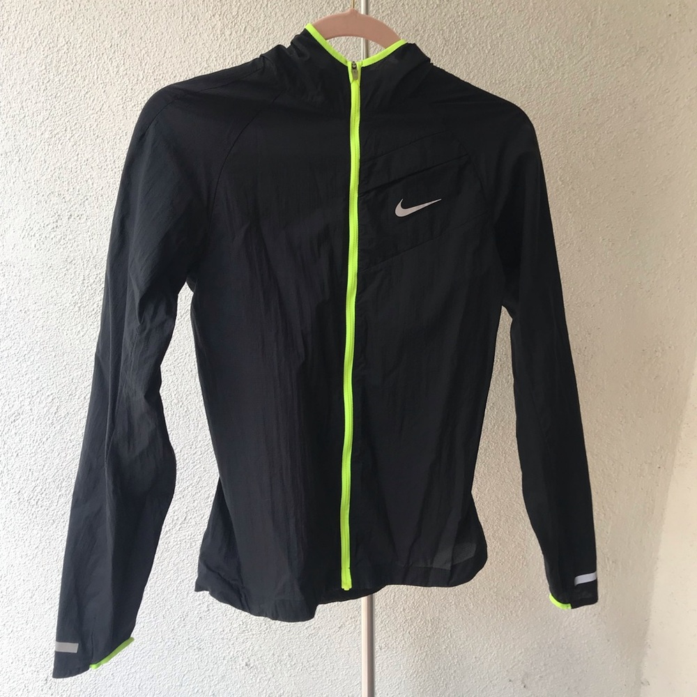 Nike Activewear Reflective Jacket in black - XS